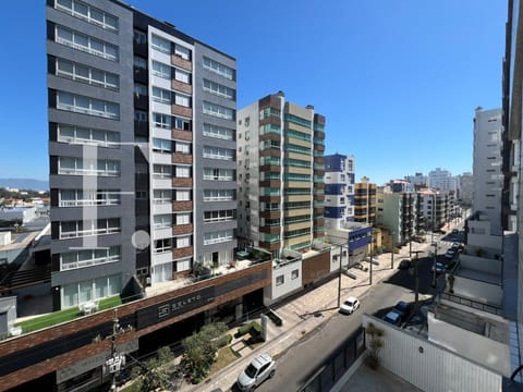Apartamento com 76m², 2 dormitórios, 1 suíte, 1 vaga, Le Monde em Capão da Canoa