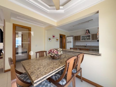 Cobertura com 170m², 3 dormitórios, 1 suíte, 1 vaga, Edifício Luxor em Capão da Canoa