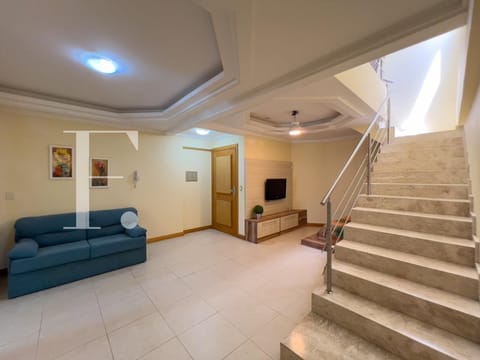 Cobertura com 170m², 3 dormitórios, 1 suíte, 1 vaga, Edifício Luxor em Capão da Canoa