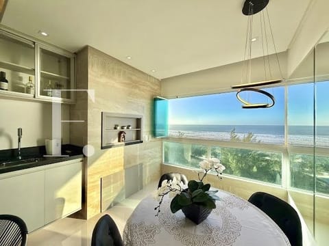 Apartamento com 83m², 2 dormitórios, 1 suíte, 1 vaga, Paradise de Atlantida em Capão da Canoa