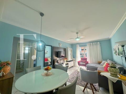 Apartamento com 70m², 2 dormitórios, 1 vaga, Edifício Carolina em Capão da Canoa