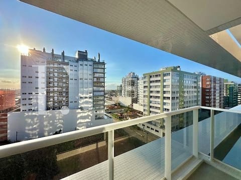 Apartamento com 116m², 3 dormitórios, 1 suíte, 1 vaga, Mirage em Capão da Canoa