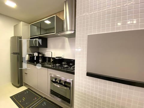 Apartamento com 64m², 2 dormitórios, 1 suíte, 2 vagas, Edifício Antônio Daltoé em Capão da Canoa