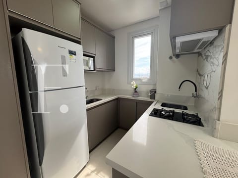 Apartamento com 57m², 2 dormitórios, 1 suíte, 1 vaga, Edifício Verano em Capão da Canoa
