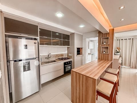 Apartamento com 195m², 3 dormitórios, 1 suíte, 1 vaga, Ilha dos Açores em Capão da Canoa