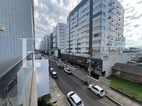 Apartamento com 85m², 2 dormitórios, 1 suíte, 1 vaga, Le Monde em Capão da Canoa