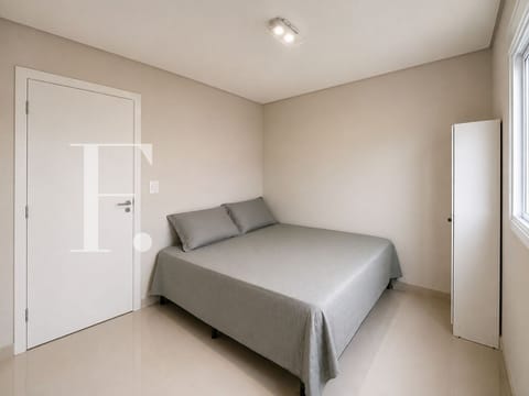 Apartamento com 59m², 2 dormitórios, 1 suíte, 1 vaga, Estevam Palace em Capão da Canoa