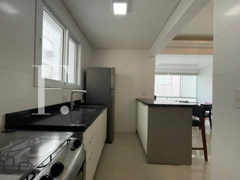 Apartamento com 77m², 2 dormitórios, 1 suíte, 1 vaga, La Perle em Capão da Canoa