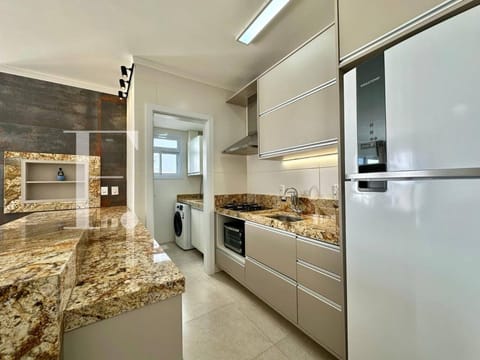Apartamento com 150m², 2 dormitórios, 2 suítes, 1 vaga, La Rambla em Capão da Canoa