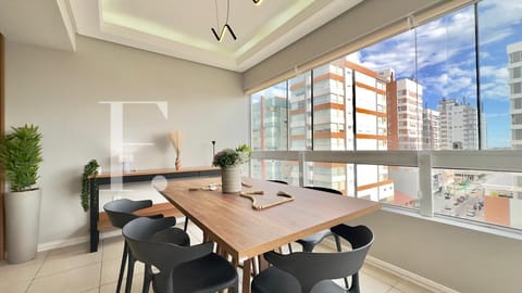 Apartamento com 72m², 2 dormitórios, 1 suíte, 1 vaga, Dona Iva em Capão da Canoa