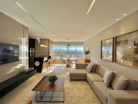 Apartamento com 78m², 2 dormitórios, 1 suíte, 1 vaga, Investe Palace em Capão da Canoa