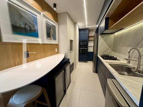 Apartamento com 100m², 2 dormitórios, 1 suíte, 1 vaga, Edifício Premium em Capão da Canoa