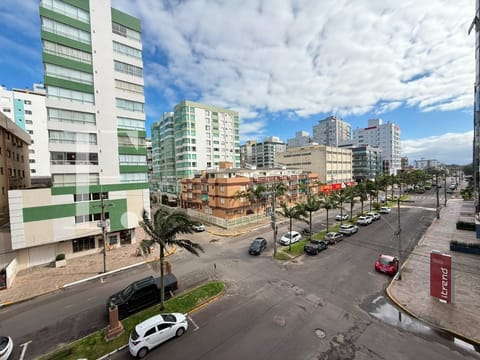 Apartamento com 89m², 3 dormitórios, 1 suíte, 1 vaga, Port Beach em Capão da Canoa