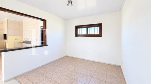 Casa com 122m², 2 dormitórios, 2 vagas, no bairro Rainha do Mar em Xangri-Lá