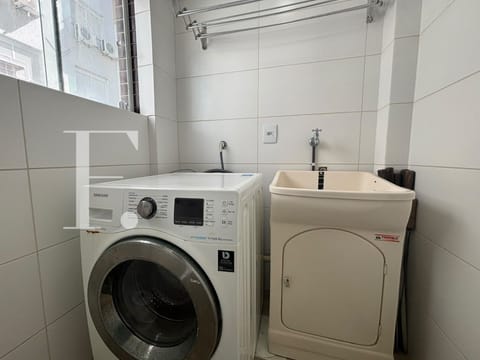 Apartamento com 67m², 2 dormitórios, 1 suíte, 1 vaga, Residencial Arábico em Capão da Canoa