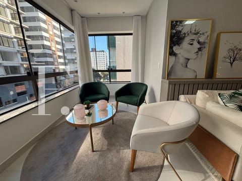 Apartamento com 91m², 3 dormitórios, 1 suíte, 2 vagas, Ekos Terrasul em Capão da Canoa