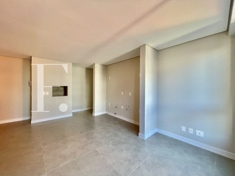 Apartamento com 63m², 2 dormitórios, 1 suíte, 1 vaga, One Residence em Capão da Canoa