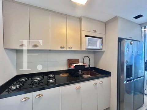 Apartamento com 74m², 3 dormitórios, 1 suíte, 2 vagas, Thera Santorini em Xangri-Lá