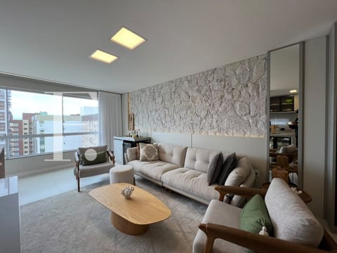 Apartamento com 117m², 3 dormitórios, 3 suítes, 2 vagas, Edifício Antônio Daltoé em Capão da Canoa