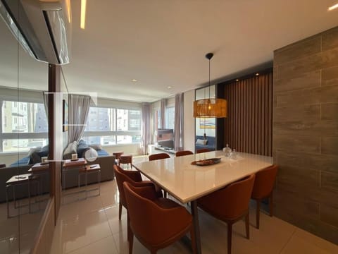 Apartamento com 135m², 3 dormitórios, 1 suíte, 2 vagas, Via Del Mare em Capão da Canoa
