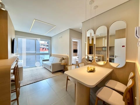 Apartamento com 100m², 2 dormitórios, 1 suíte, 1 vaga, Epic Residence em Capão da Canoa