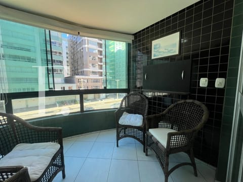 Apartamento com 87m², 2 dormitórios, 1 suíte, 1 vaga, Edifício Hannover em Capão da Canoa