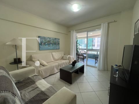 Apartamento com 87m², 2 dormitórios, 1 suíte, 1 vaga, Edifício Hannover em Capão da Canoa