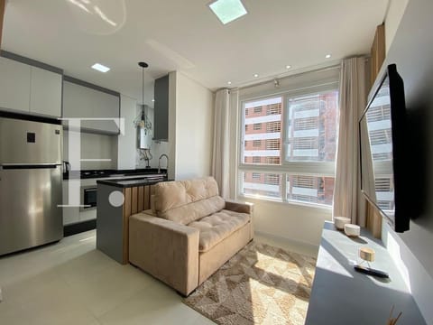 Apartamento com 77m², 2 dormitórios, 1 suíte, 1 vaga, Edifício Verano em Capão da Canoa