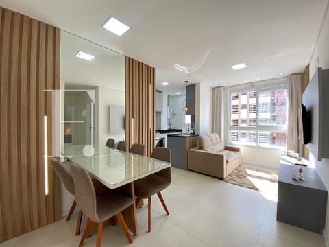 Apartamento com 77m², 2 dormitórios, 1 suíte, 1 vaga, Edifício Verano em Capão da Canoa