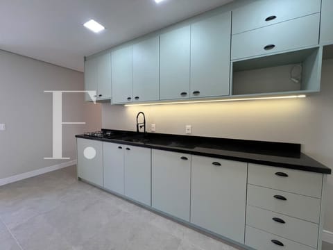 Apartamento com 63m², 2 dormitórios, 1 suíte, 1 vaga, One Residence em Capão da Canoa