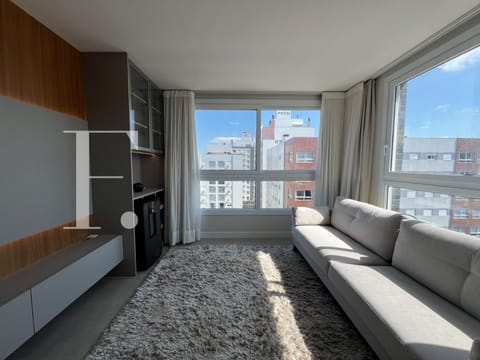 Apartamento com 94m², 3 dormitórios, 3 suítes, 2 vagas, One Residence em Capão da Canoa