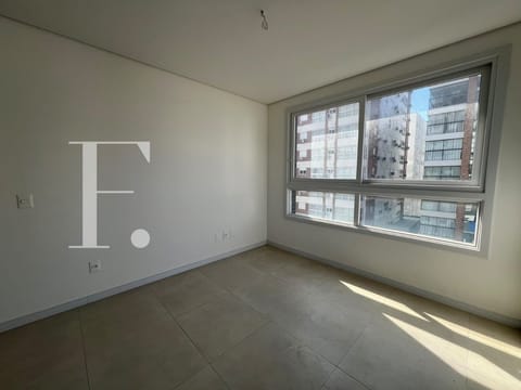 Apartamento com 77m², 2 dormitórios, 1 suíte, 1 vaga, Edifício Verano em Capão da Canoa