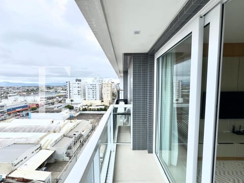 Apartamento com 73m², 2 dormitórios, 1 suíte, 1 vaga, Edifício Premium em Capão da Canoa