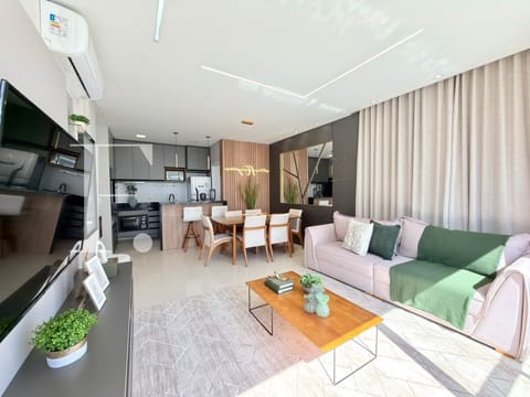 Apartamento com 96m², 3 dormitórios, 1 suíte, 2 vagas, Absoluto Palace em Capão da Canoa
