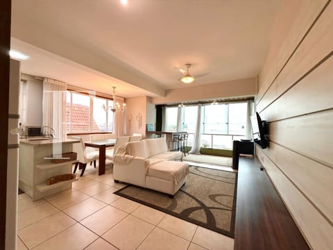 Apartamento com 75m², 2 dormitórios, 1 suíte, 1 vaga, Edifício Maison Meneghoto em Xangri-Lá