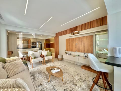 Apartamento com 250m², 3 dormitórios, 1 suíte, 1 vaga, Katrine em Capão da Canoa