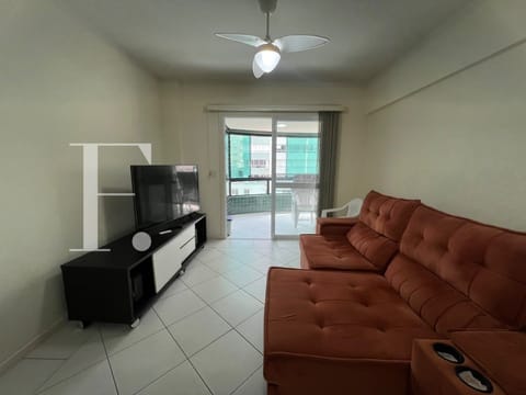 Apartamento com 87m², 2 dormitórios, 1 suíte, 1 vaga, Edifício Hannover em Capão da Canoa