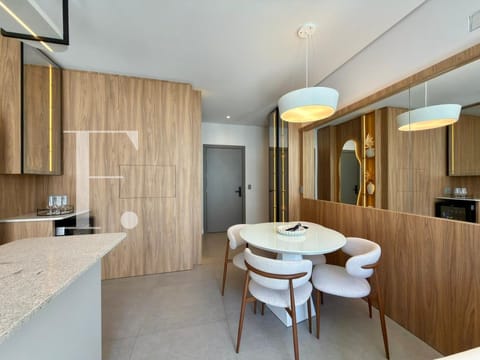 Apartamento com 98m², 2 dormitórios, 2 suítes, 1 vaga, View Residence em Capão da Canoa