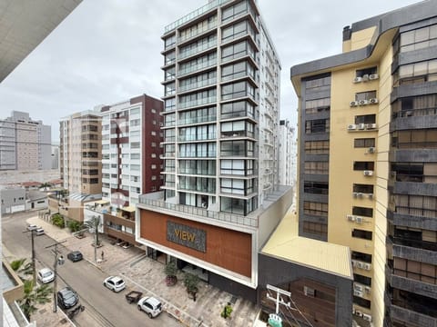Apartamento com 80m², 2 dormitórios, 1 suíte, 2 vagas, Ponce de Leon em Capão da Canoa