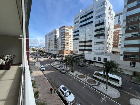 Apartamento com 97m², 2 dormitórios, 1 suíte, 1 vaga, Ilhas Fiji em Capão da Canoa