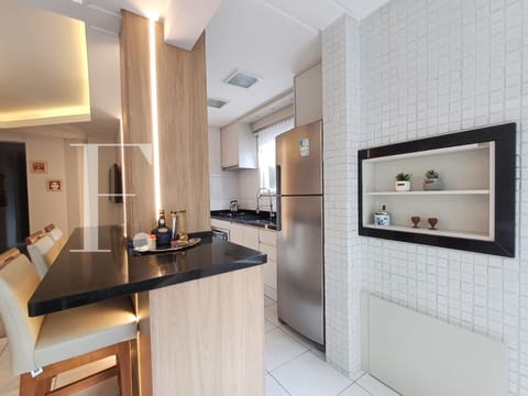 Apartamento com 86m², 3 dormitórios, 1 suíte, 1 vaga, Monte Reale em Capão da Canoa