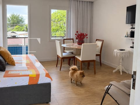 Apartamento com 69m², 2 dormitórios, 1 suíte, 1 vaga, Edifício Albatroz em Xangri-Lá