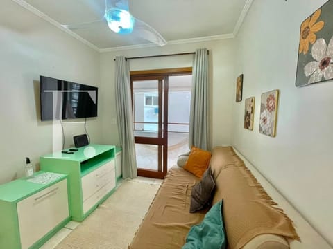 Apartamento com 43m², 1 dormitório, 1 vaga, Mirante das Flores em Capão da Canoa
