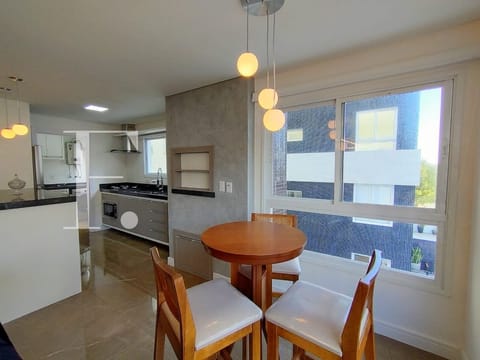 Apartamento com 94m², 2 dormitórios, 2 suítes, 1 vaga, Vittorio Emanuele em Capão da Canoa