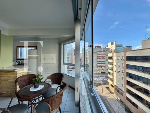 Apartamento com 89m², 2 dormitórios, 1 suíte, 1 vaga, Monte Reale em Capão da Canoa