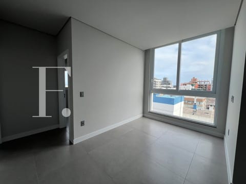 Apartamento com 61m², 2 dormitórios, 2 suítes, 1 vaga, View Residence em Capão da Canoa