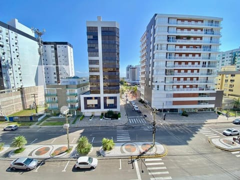 Apartamento com 110m², 3 dormitórios, 1 suíte, 1 vaga, Alfredo Fanck em Capão da Canoa