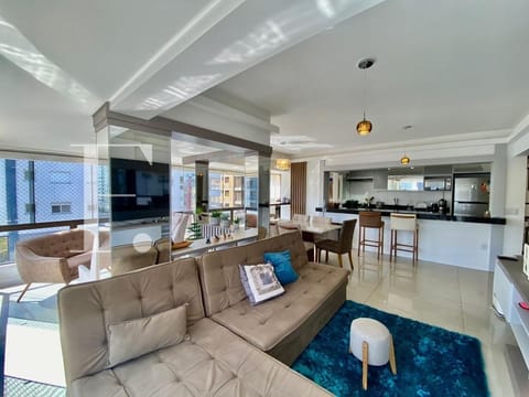 Apartamento com 110m², 3 dormitórios, 1 suíte, 1 vaga, Alfredo Fanck em Capão da Canoa