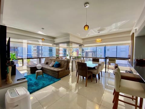 Apartamento com 110m², 3 dormitórios, 1 suíte, 1 vaga, Alfredo Fanck em Capão da Canoa