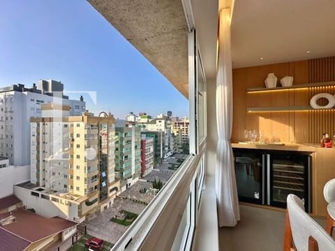 Apartamento com 122m², 3 dormitórios, 1 suíte, 2 vagas, Icone em Capão da Canoa